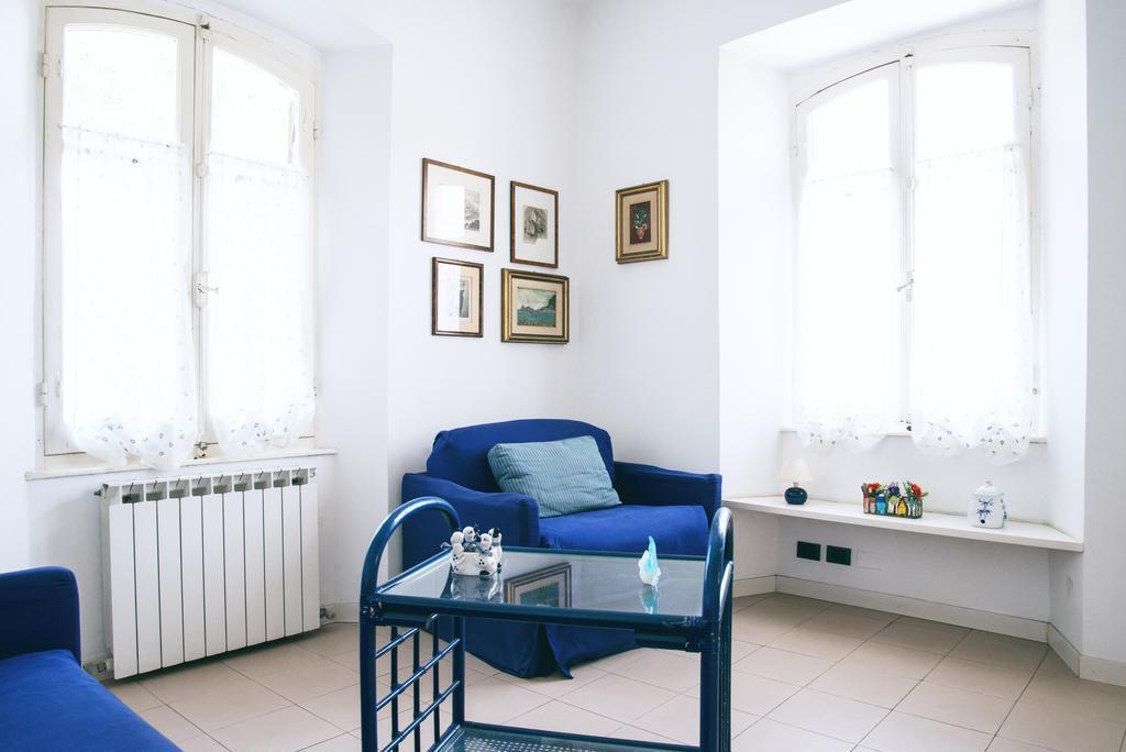 A Conchija Blu Apartment ปอร์โตเวเนเร ภายนอก รูปภาพ